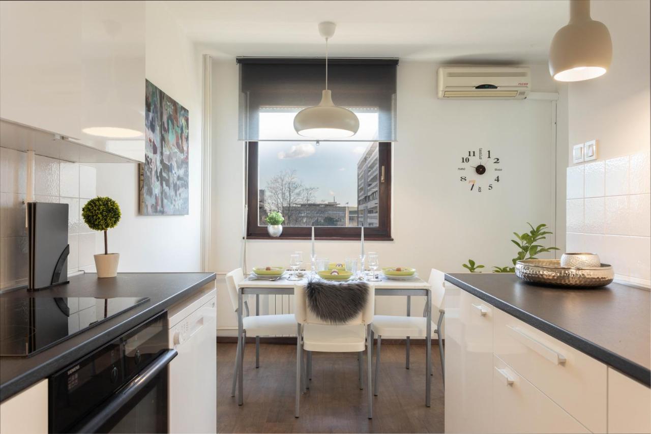 Modern Apartment Near Faculty Of El Engineering Zagreb Buitenkant foto